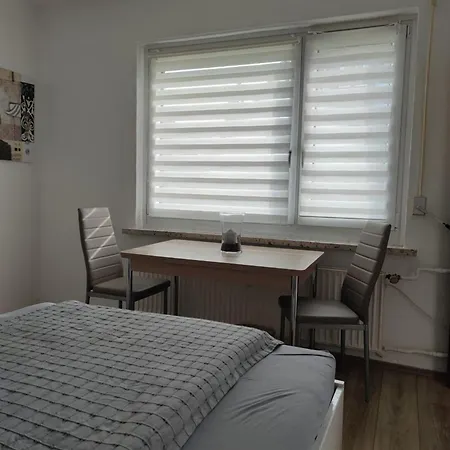 Einladende In Messenah Apartment